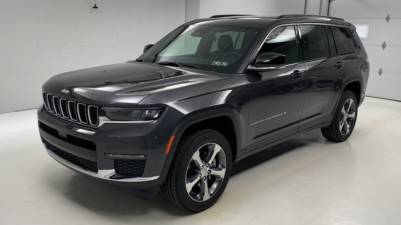 2025 Jeep Grand Cherokee L Limited's photo