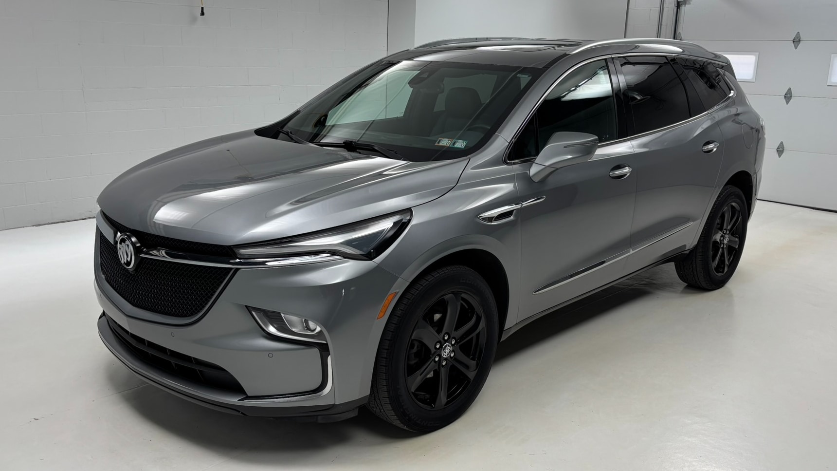 2023 Buick Enclave Essence AWD's photo