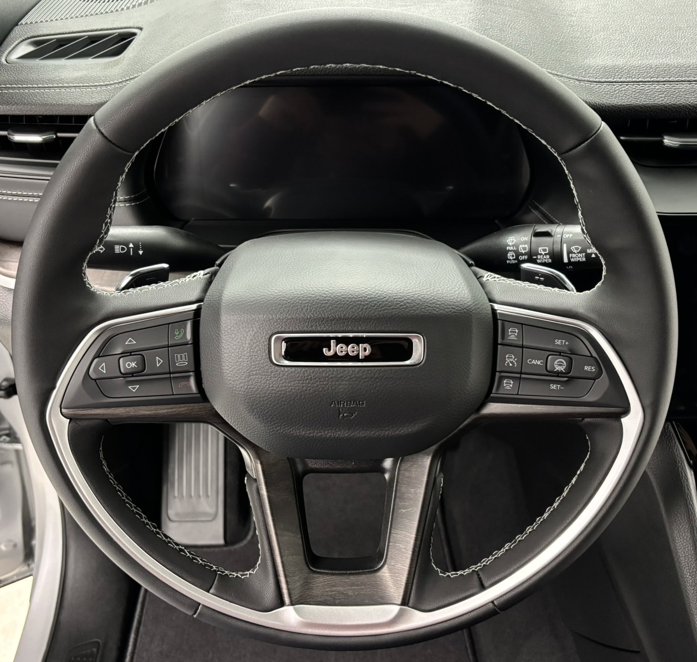 2026 Jeep Grand Cherokee Laredo - Photo 26