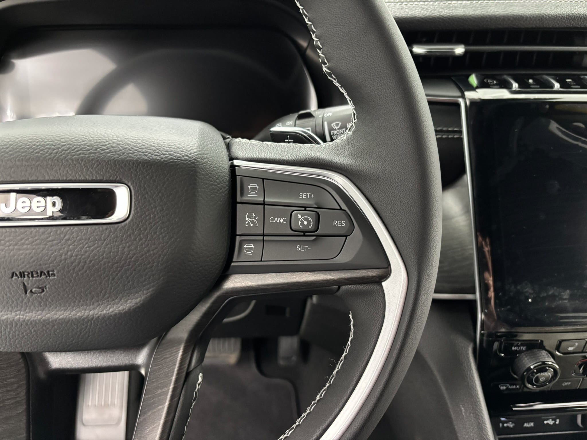 2025 Jeep Grand Cherokee L Limited - Photo 30