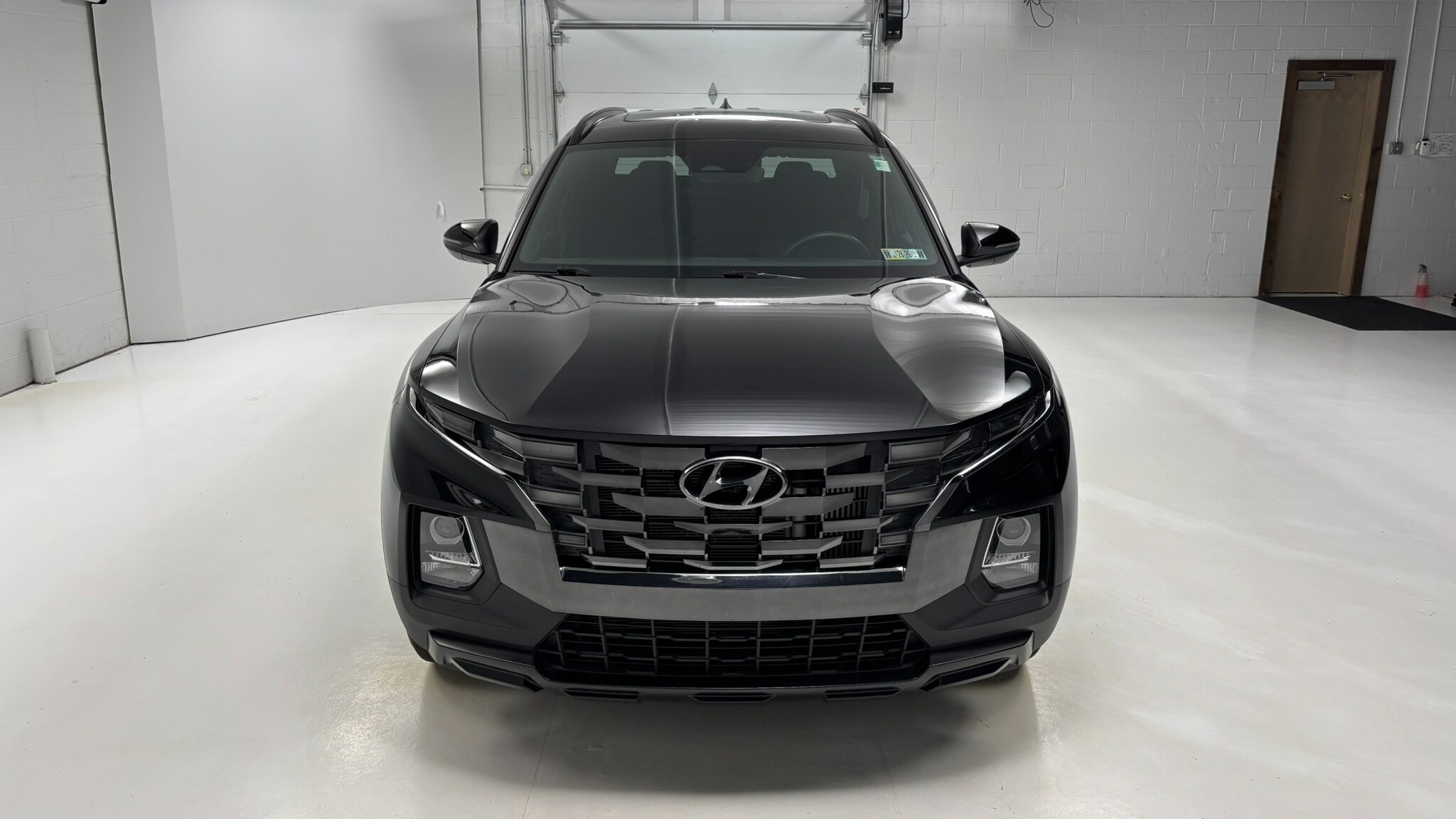 2023 Hyundai Santa Cruz Night photo 2