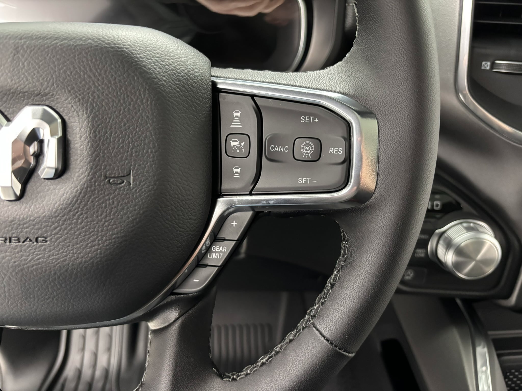 2026 RAM 1500 Laramie - Photo 41