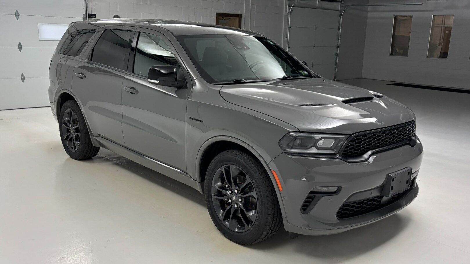 2022 Dodge Durango R/T Plus photo 3