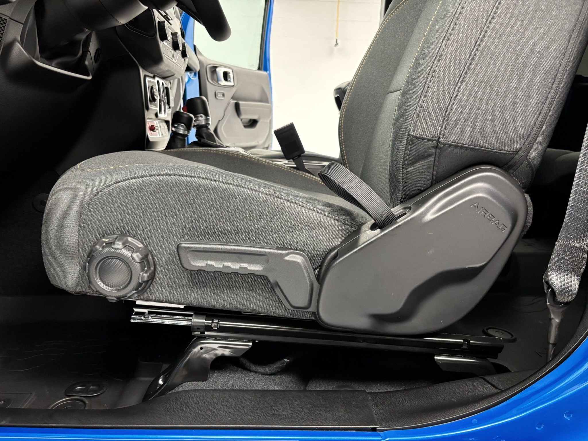 2026 Jeep Wrangler 4-Door Willys - Photo 34