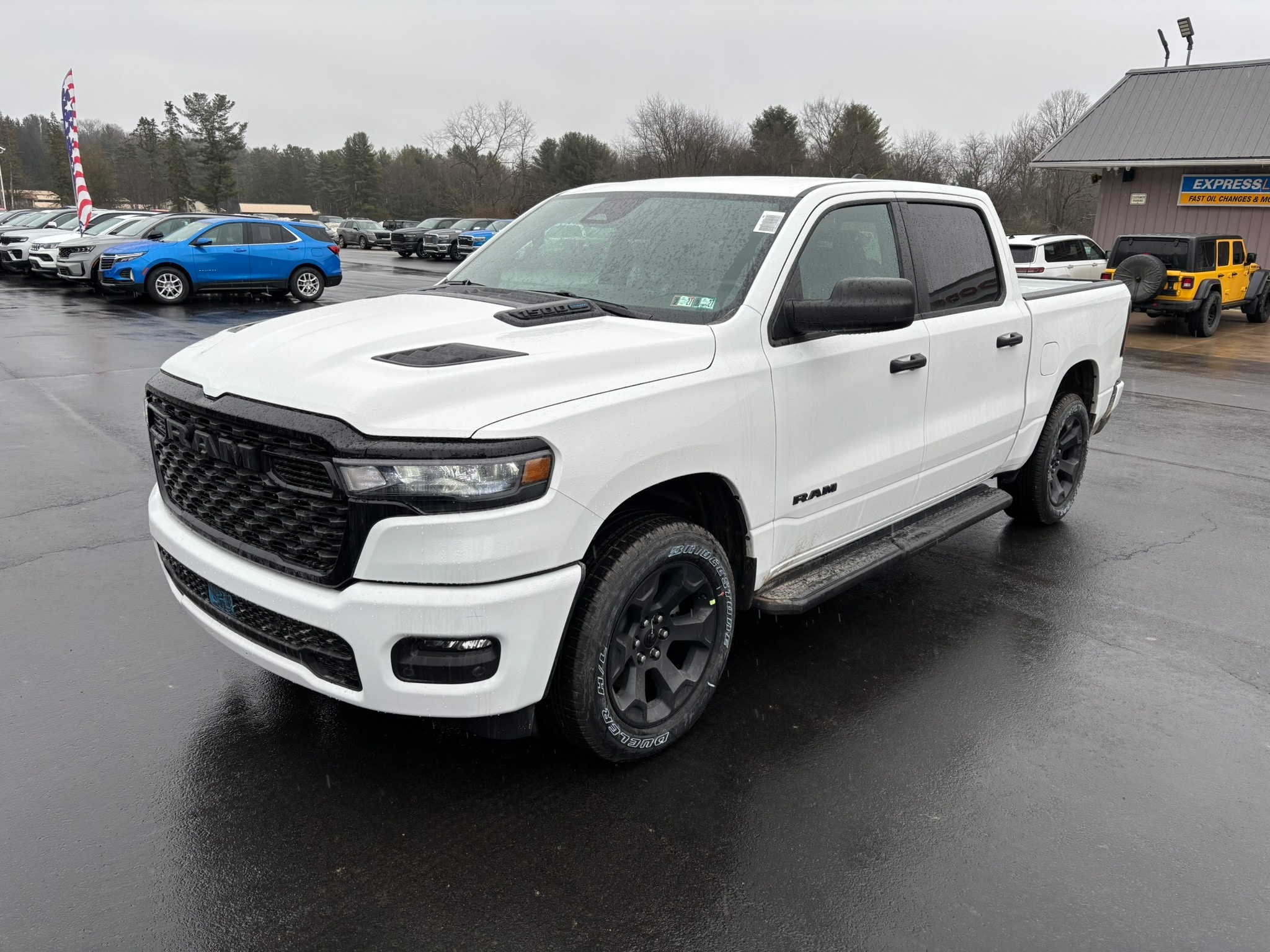 2026 RAM 1500 Express Crew Cab 4WD