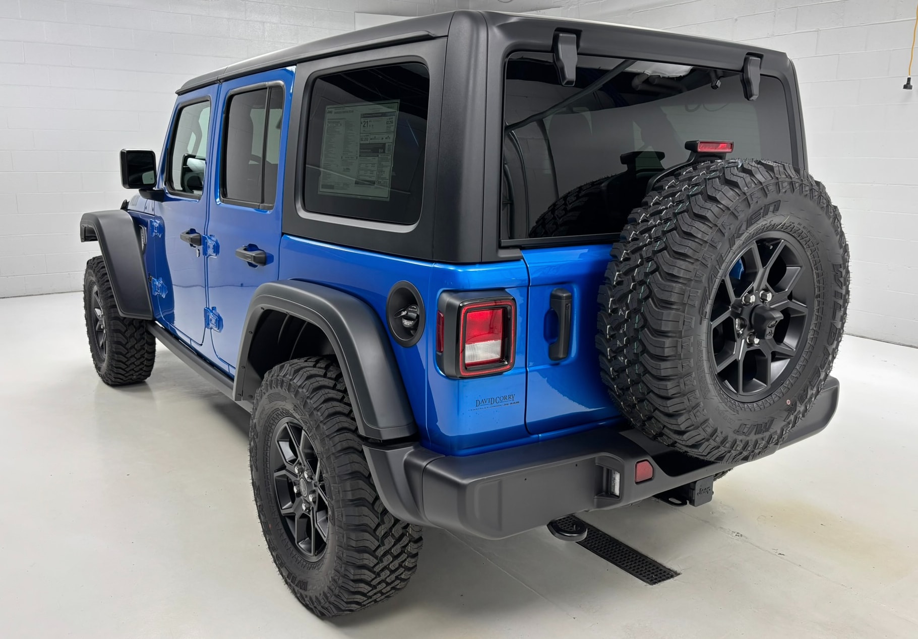 2026 Jeep Wrangler 4-Door Willys - Photo 14