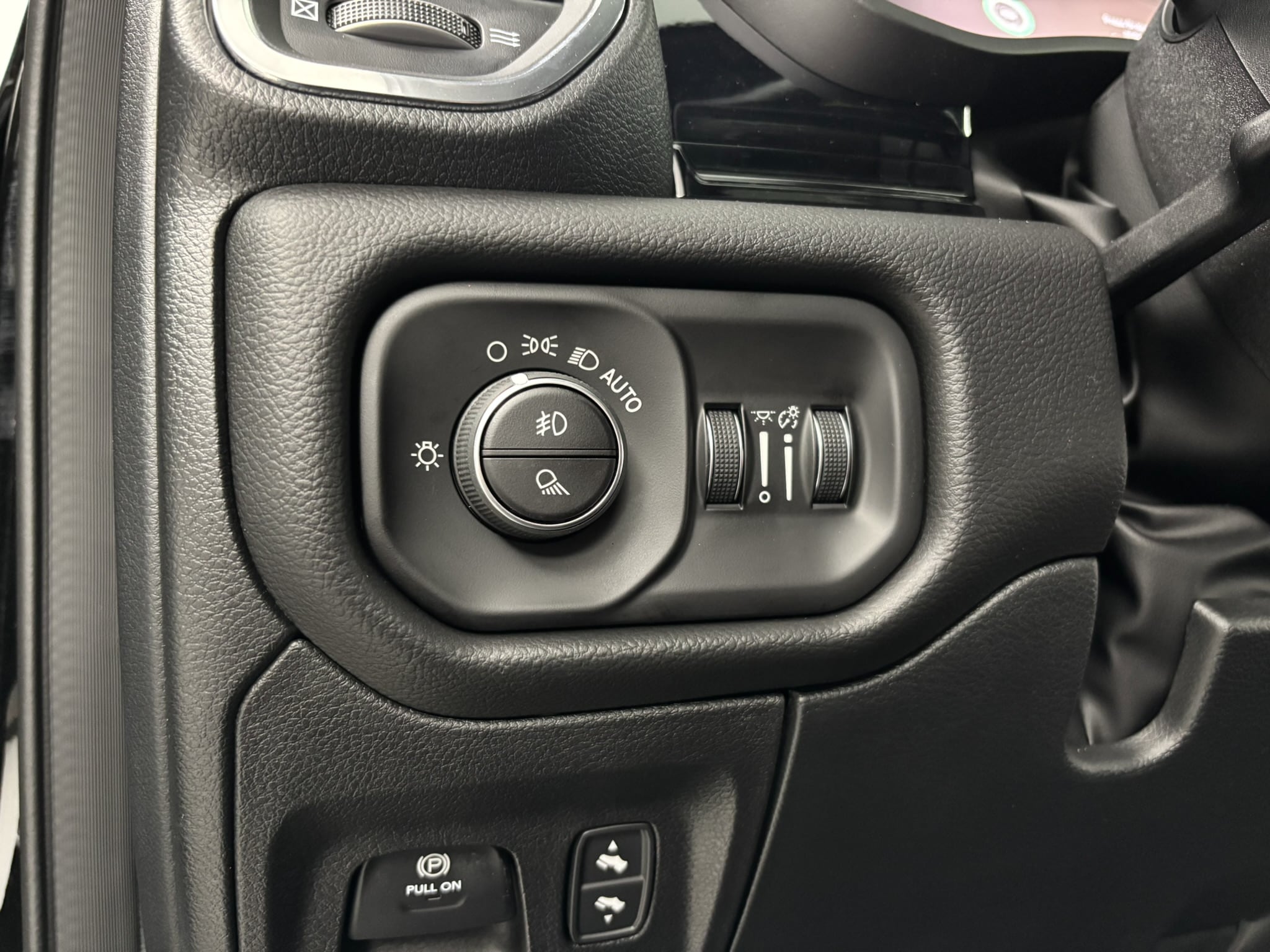 2026 RAM 1500 Laramie - Photo 47