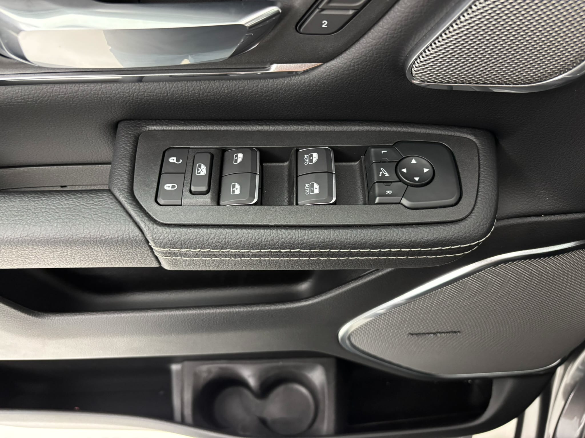 2026 RAM 1500 Laramie - Photo 46