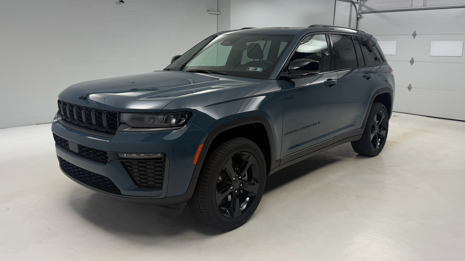 2027 Jeep Grand Cherokee