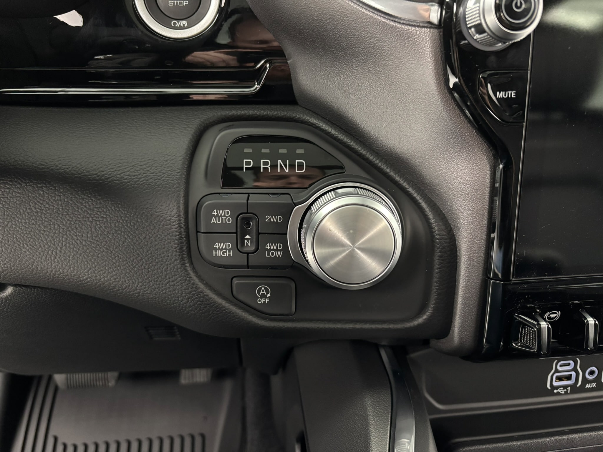 2026 RAM 1500 Laramie - Photo 38