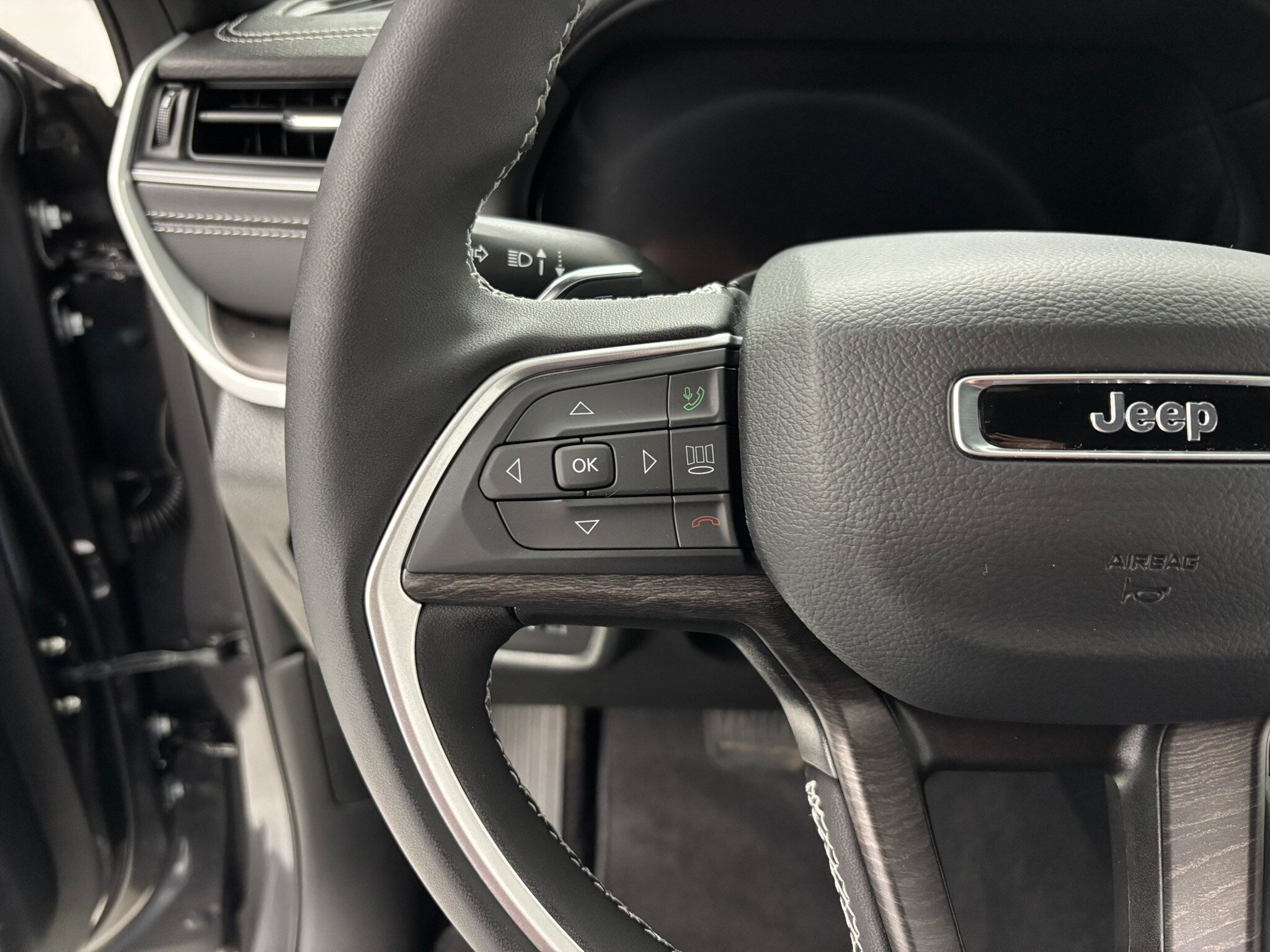 2025 Jeep Grand Cherokee L Limited - Photo 29