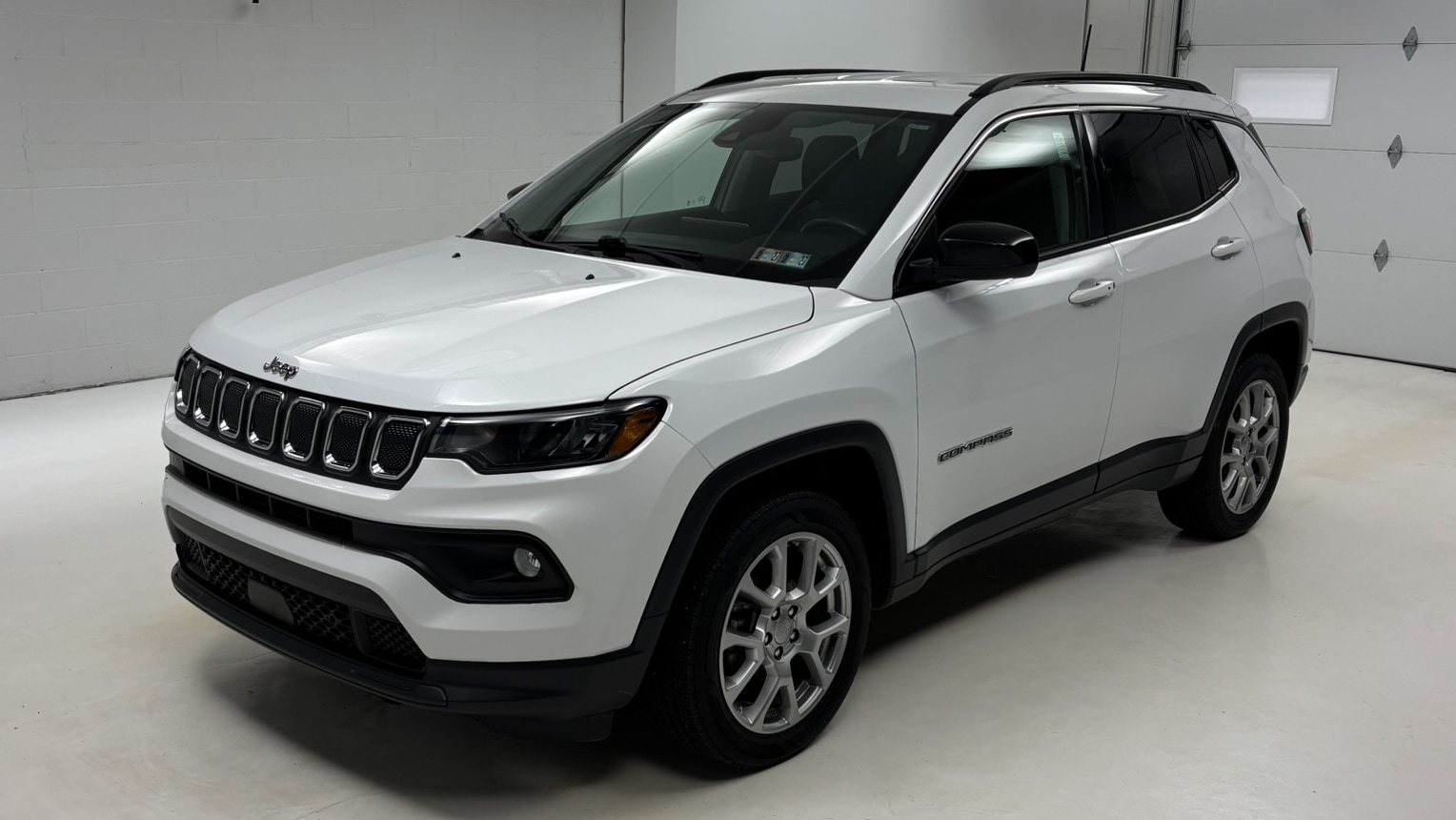 2022 Jeep Compass Latitude Lux