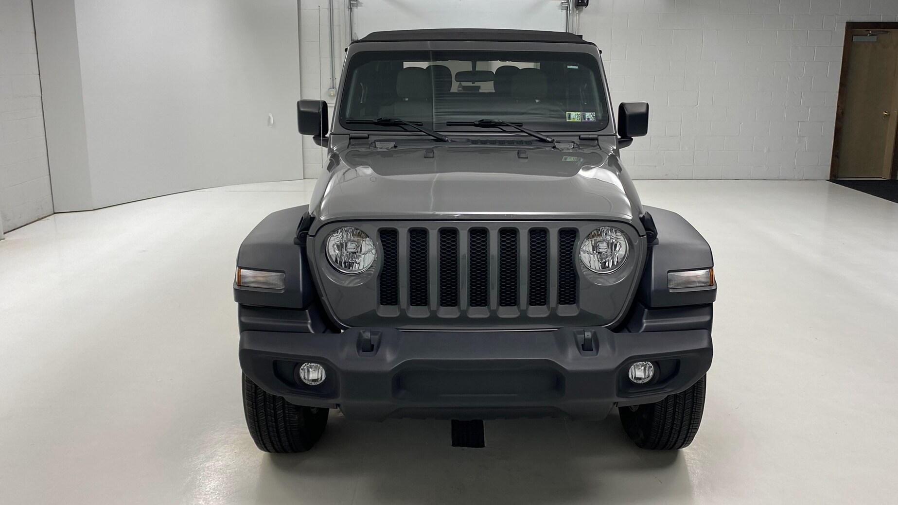 2023 Jeep Wrangler Sport S photo 2