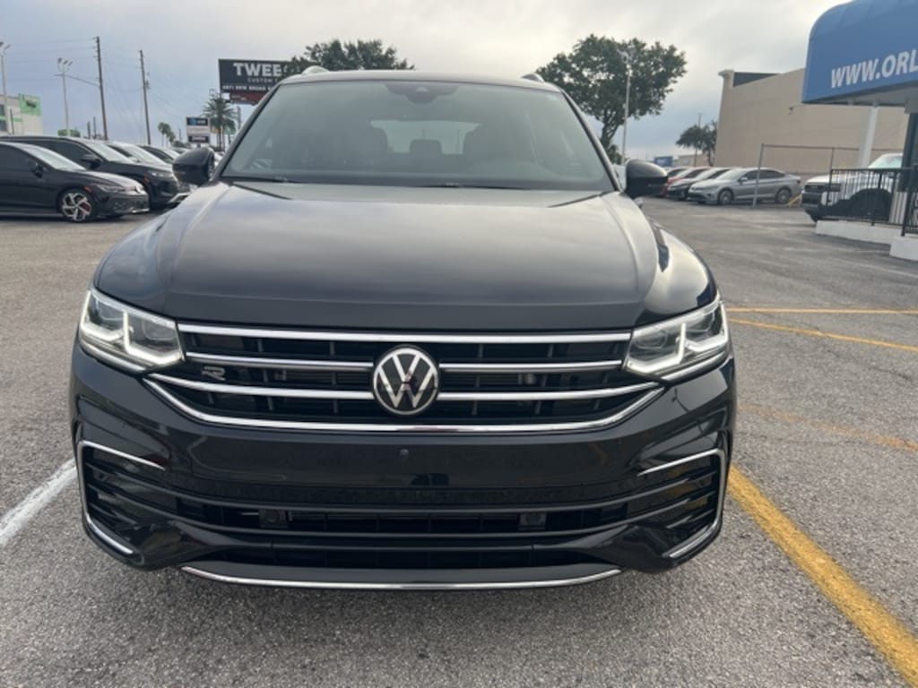 Used 2024 Volkswagen Tiguan 2.0T SEL R-Line SUV