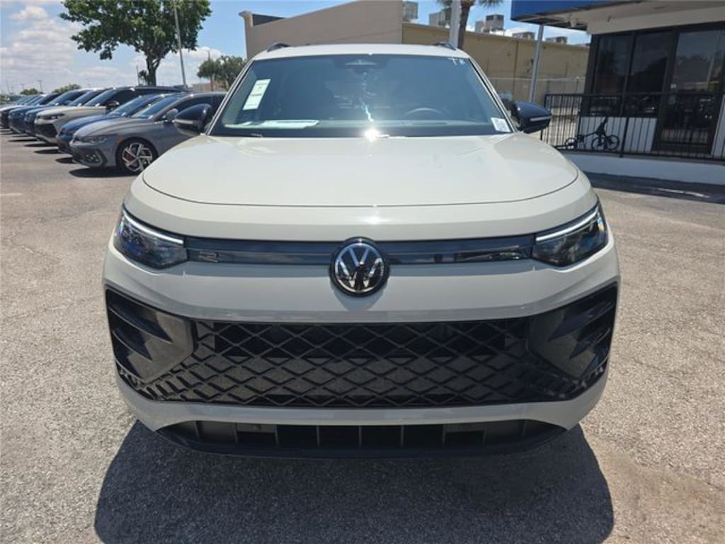 New 2026 Volkswagen Tiguan 2.0T SE R-Line Black SUV