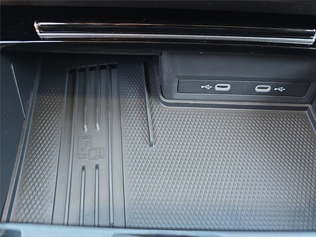 2026 Volkswagen Atlas SE w/Tech - Photo 22