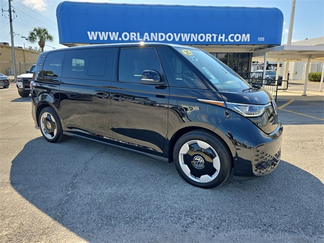 2025 Volkswagen ID. Buzz PRO S's photo