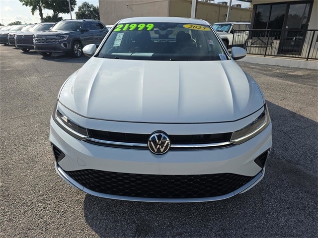 3VW5X7BU1SM049134