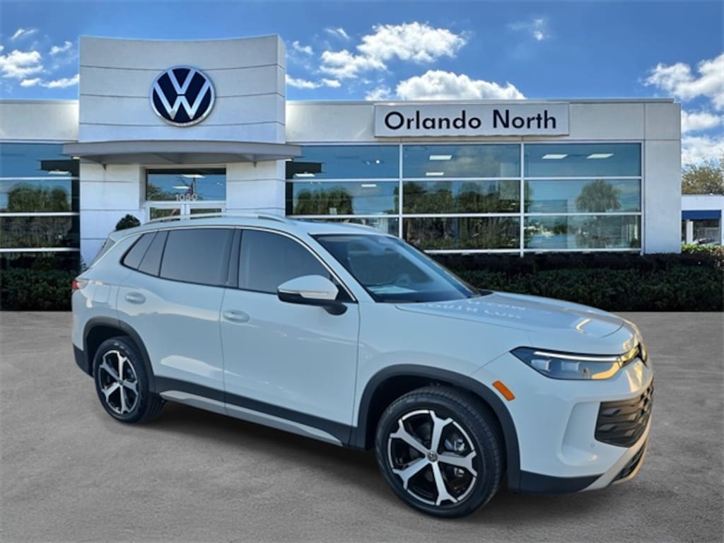 New 2026 Volkswagen Tiguan 2.0T SE SUV