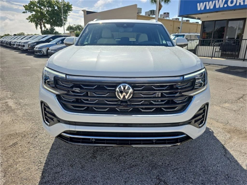 New 2026 Volkswagen Atlas Cross Sport 2.0T SEL Premium R-Line SUV