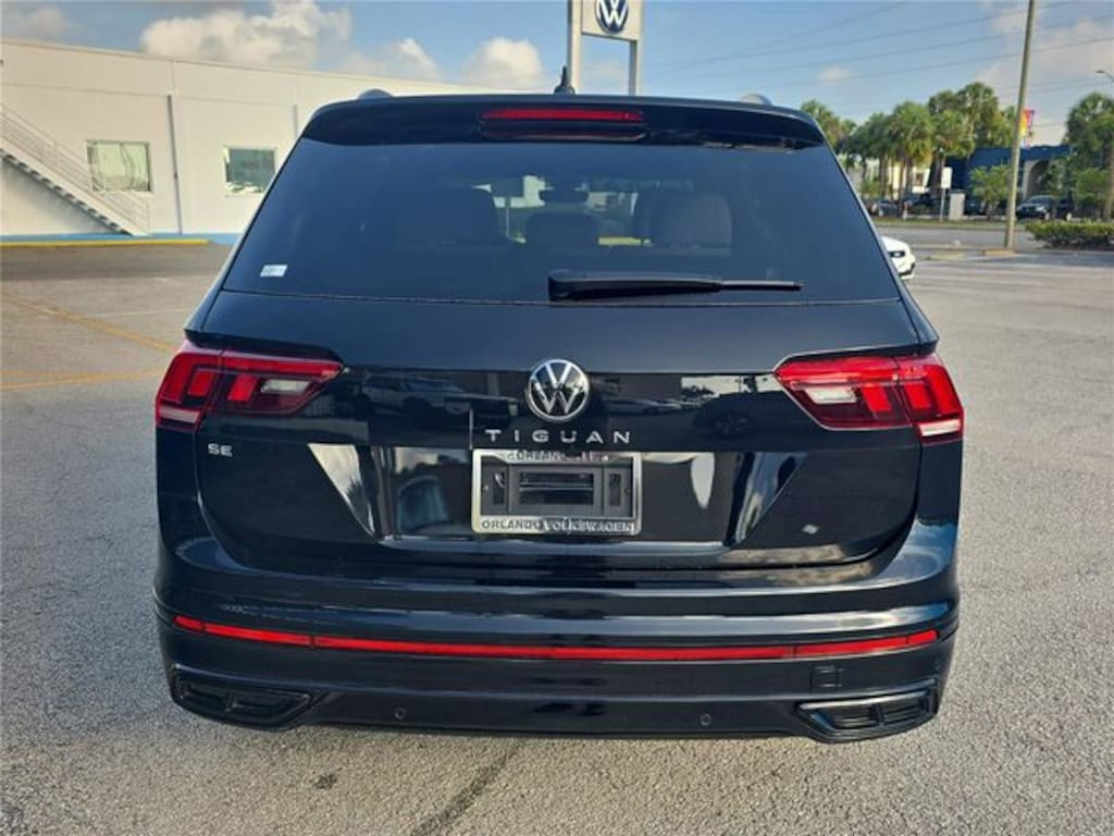 Used 2023 Volkswagen Tiguan 2.0T SE R-Line Black SUV
