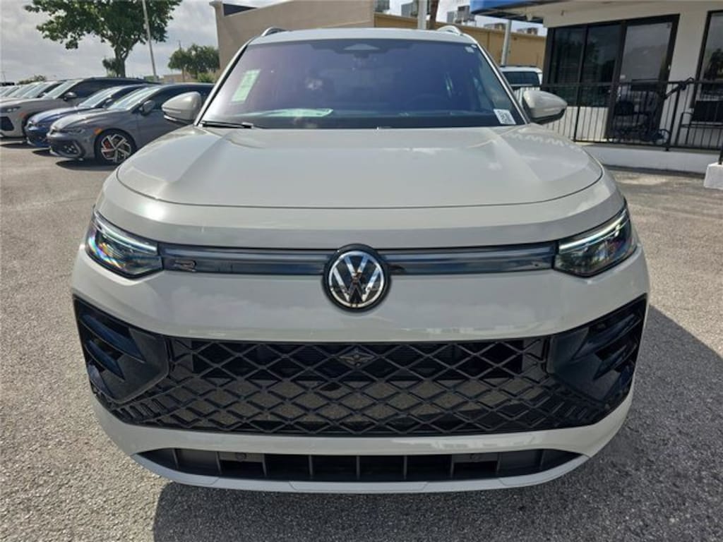 New 2026 Volkswagen Tiguan 2.0T SEL R-Line Turbo SUV