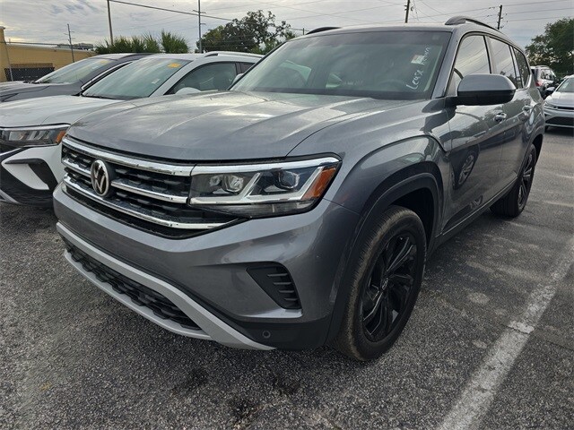 2023 Volkswagen Atlas V6 SE Technology photo 2