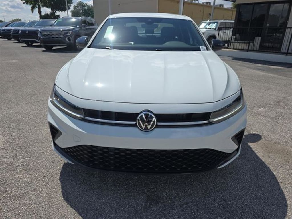 New 2025 Volkswagen Jetta 1.5T Sport Sedan