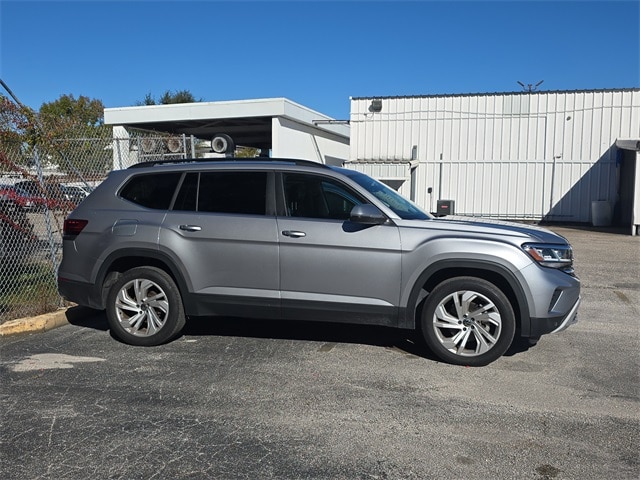 2023 Volkswagen Atlas SE w/Tech's photo