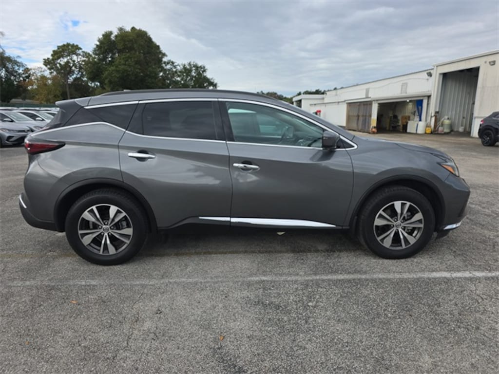Used 2022 Nissan Murano SV SUV