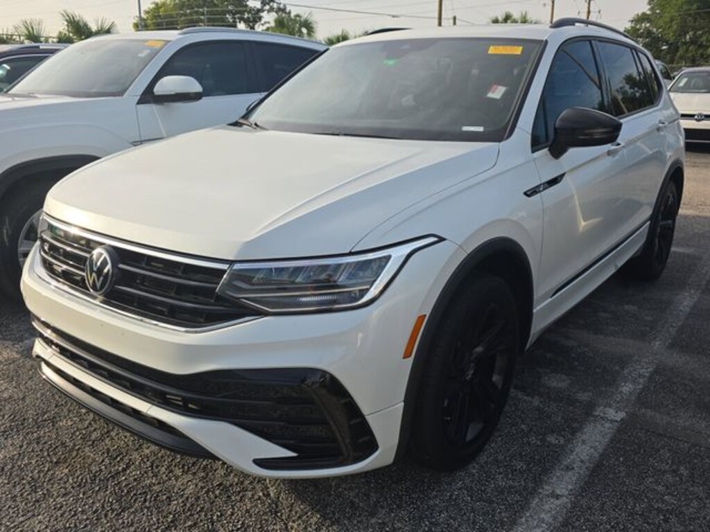 Used 2024 Volkswagen Tiguan 2.0T SE R-Line Black SUV