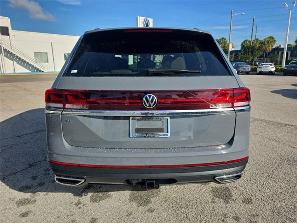 New 2026 Volkswagen Atlas 2.0T SE w/Technology SUV