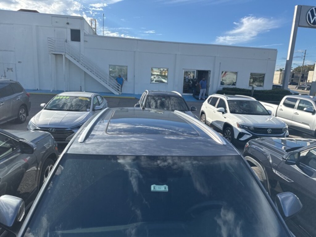 Used 2023 Volkswagen Atlas Cross Sport 3.6L V6 SE w/Technology SUV