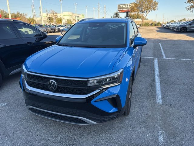 2024 Volkswagen Taos SE