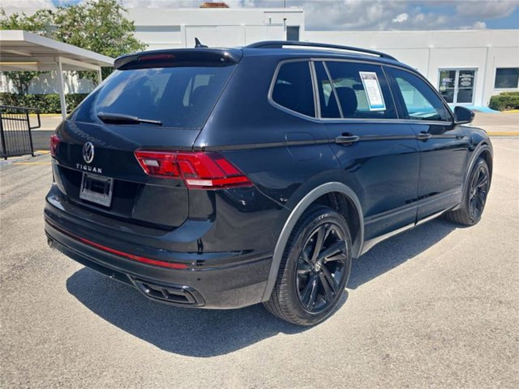 Used 2023 Volkswagen Tiguan 2.0T SE R-Line Black SUV