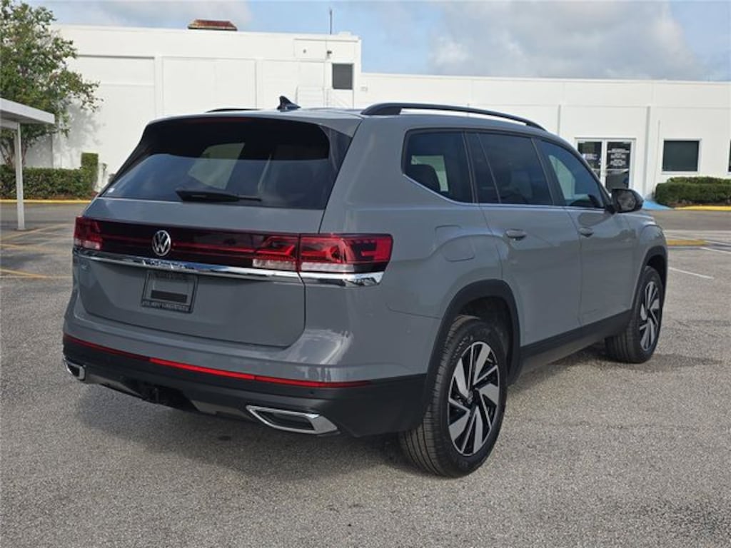 New 2026 Volkswagen Atlas 2.0T SE w/Technology SUV