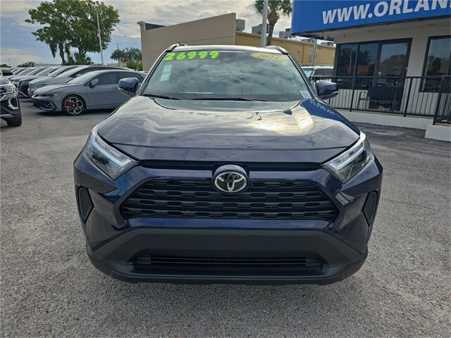 2024 Toyota RAV4 XLE photo 2