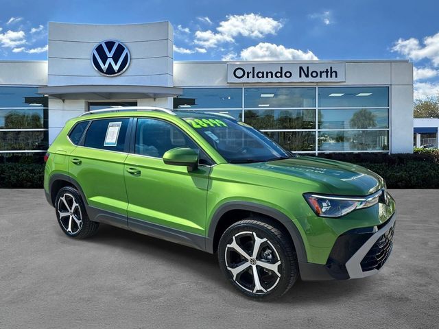 2025 Volkswagen Taos SUV 