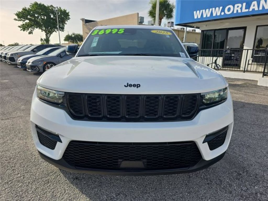 Used 2025 Jeep Grand Cherokee Limited SUV