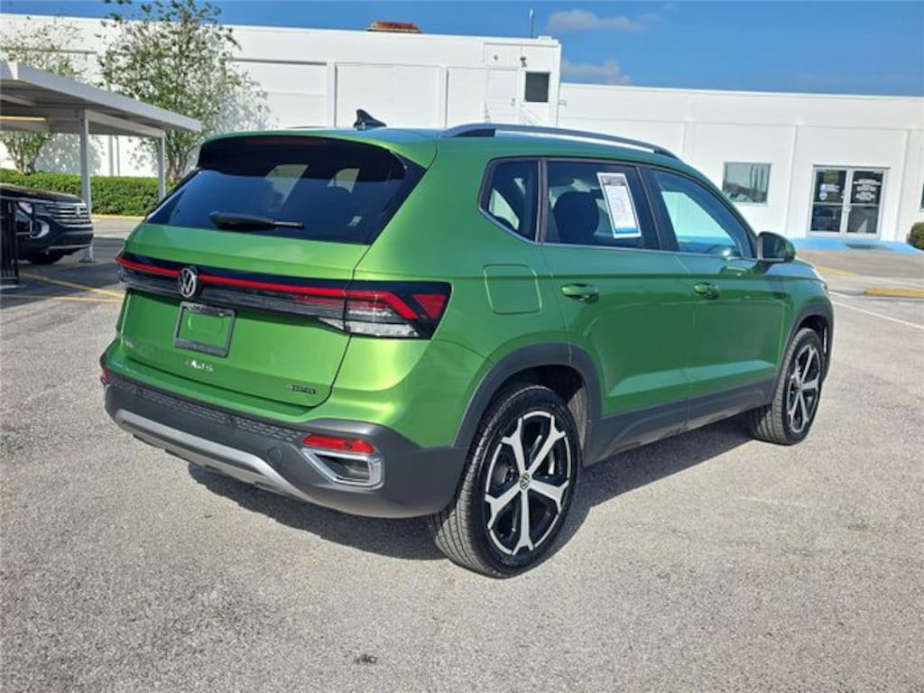 Used 2025 Volkswagen Taos 1.5T SEL SUV