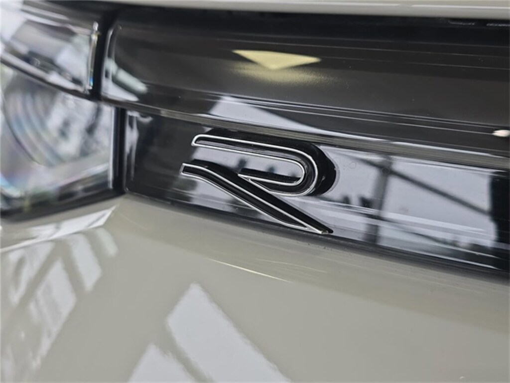 New 2026 Volkswagen Tiguan 2.0T SE R-Line Black SUV