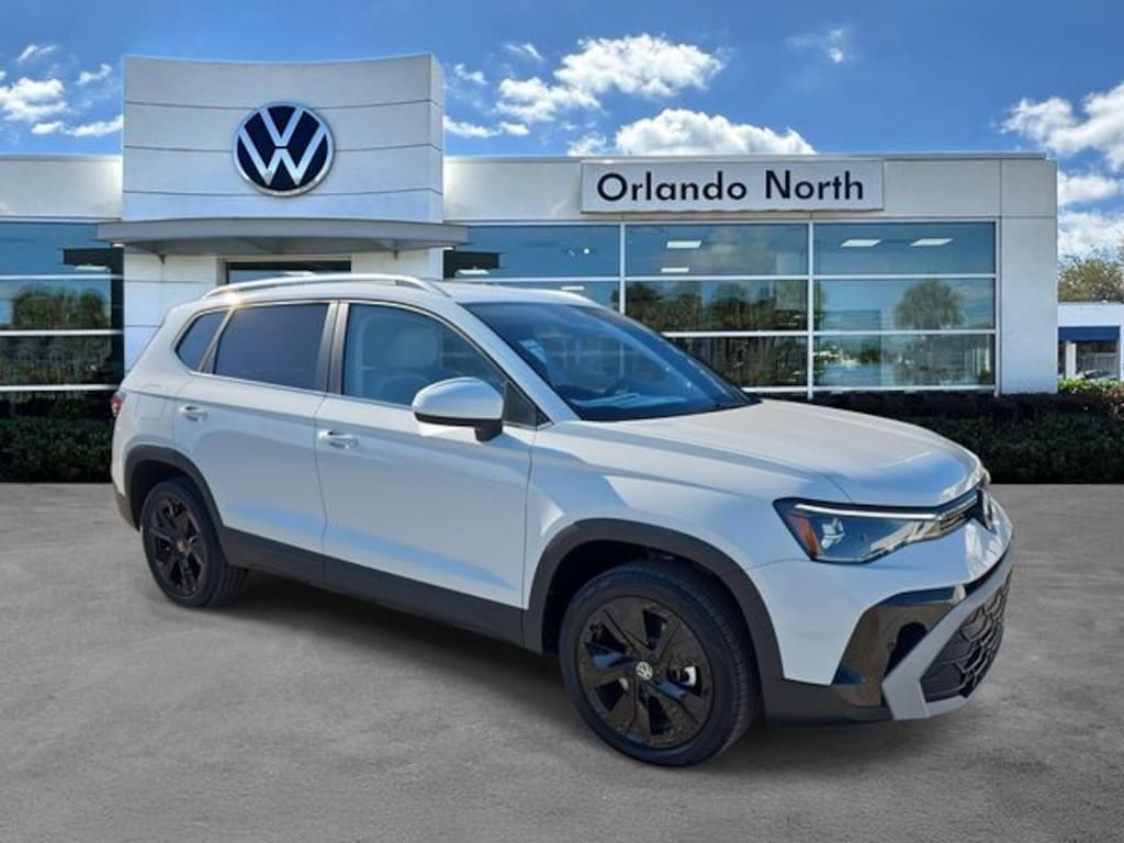 New 2026 Volkswagen Taos 1.5T SE SUV