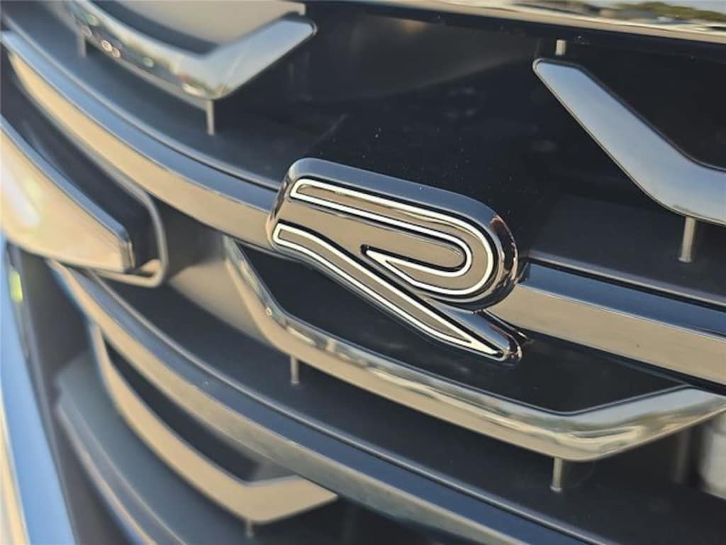 New 2026 Volkswagen Atlas 2.0T SEL Premium R-Line SUV