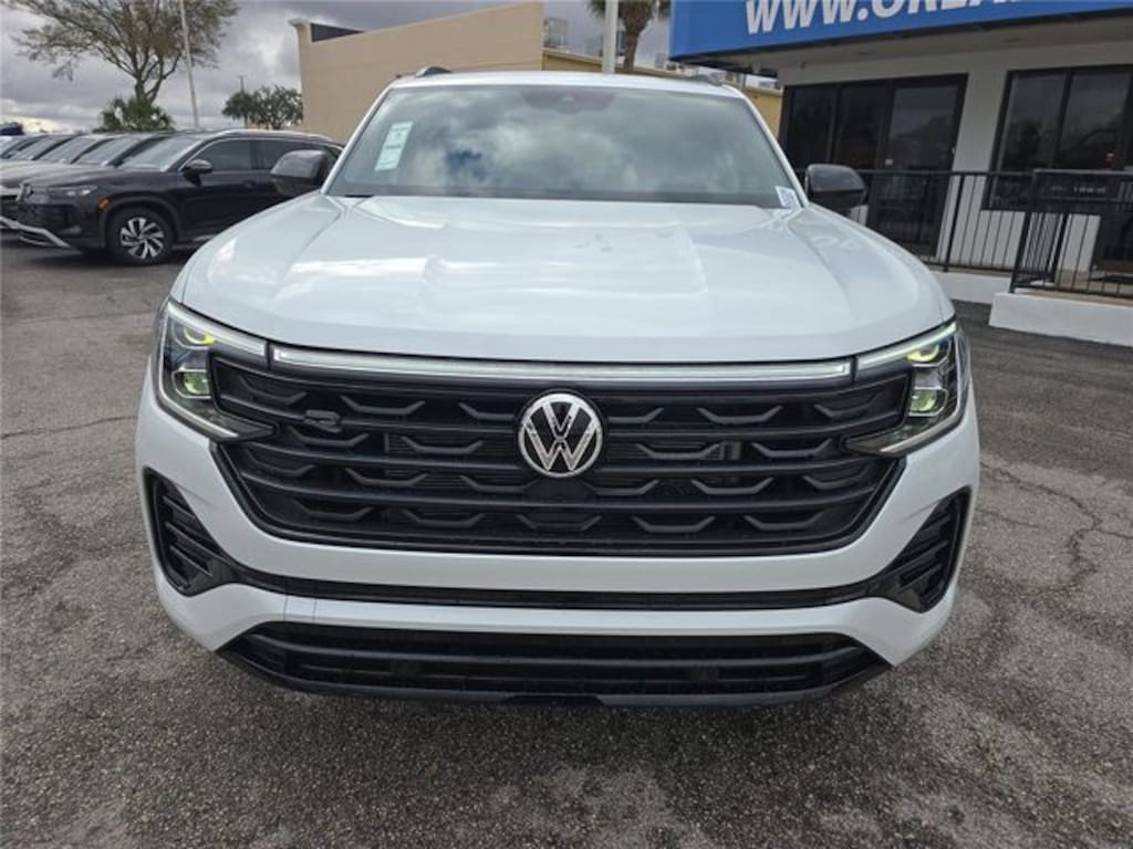 New 2026 Volkswagen Atlas Cross Sport 2.0T SEL R-Line Black SUV