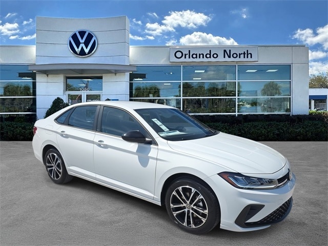 2025 Volkswagen Jetta Sport's photo