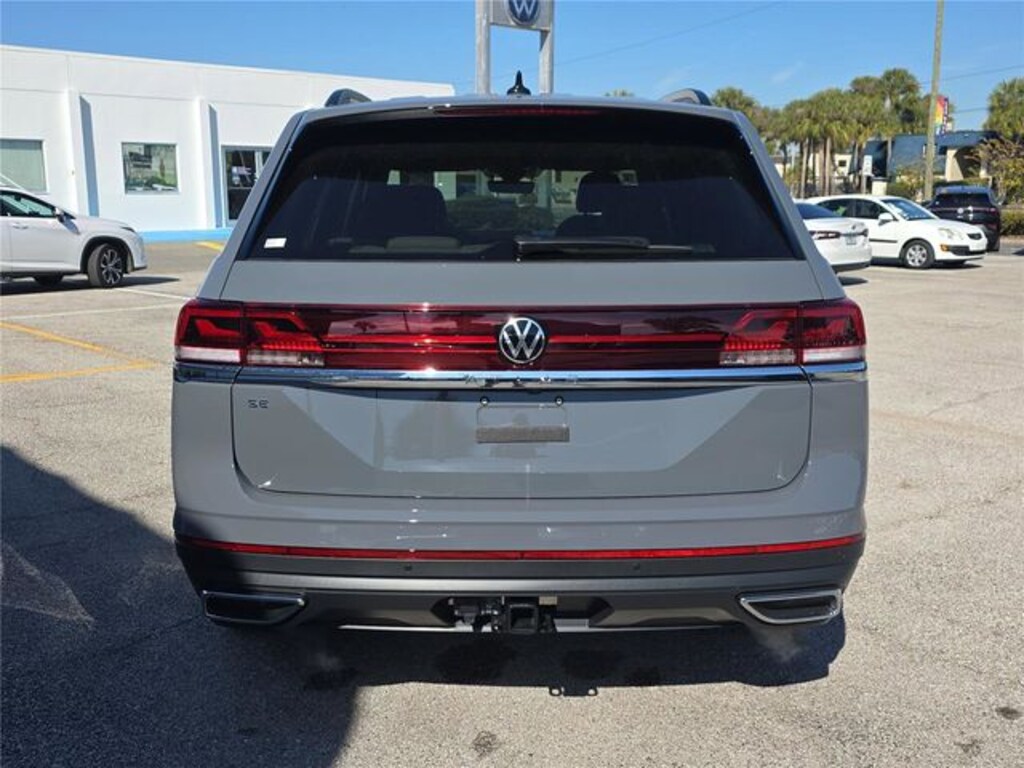 New 2026 Volkswagen Atlas 2.0T SE w/Technology SUV