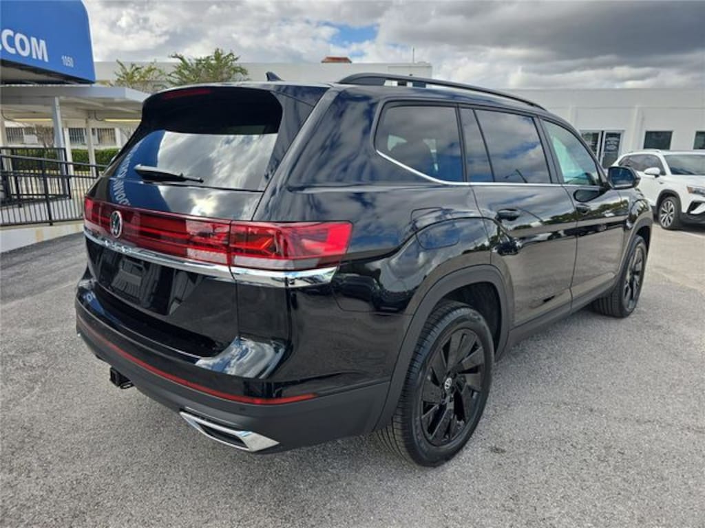 New 2026 Volkswagen Atlas 2.0T SE w/Technology SUV