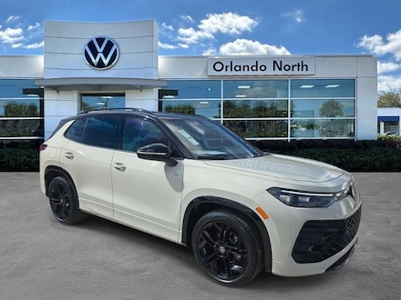 2026 Volkswagen Tiguan SE R-Line Black SUV