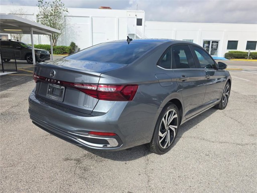 New 2026 Volkswagen Jetta 1.5T SEL Sedan