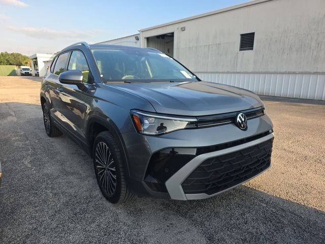 2025 Volkswagen Taos SUV 